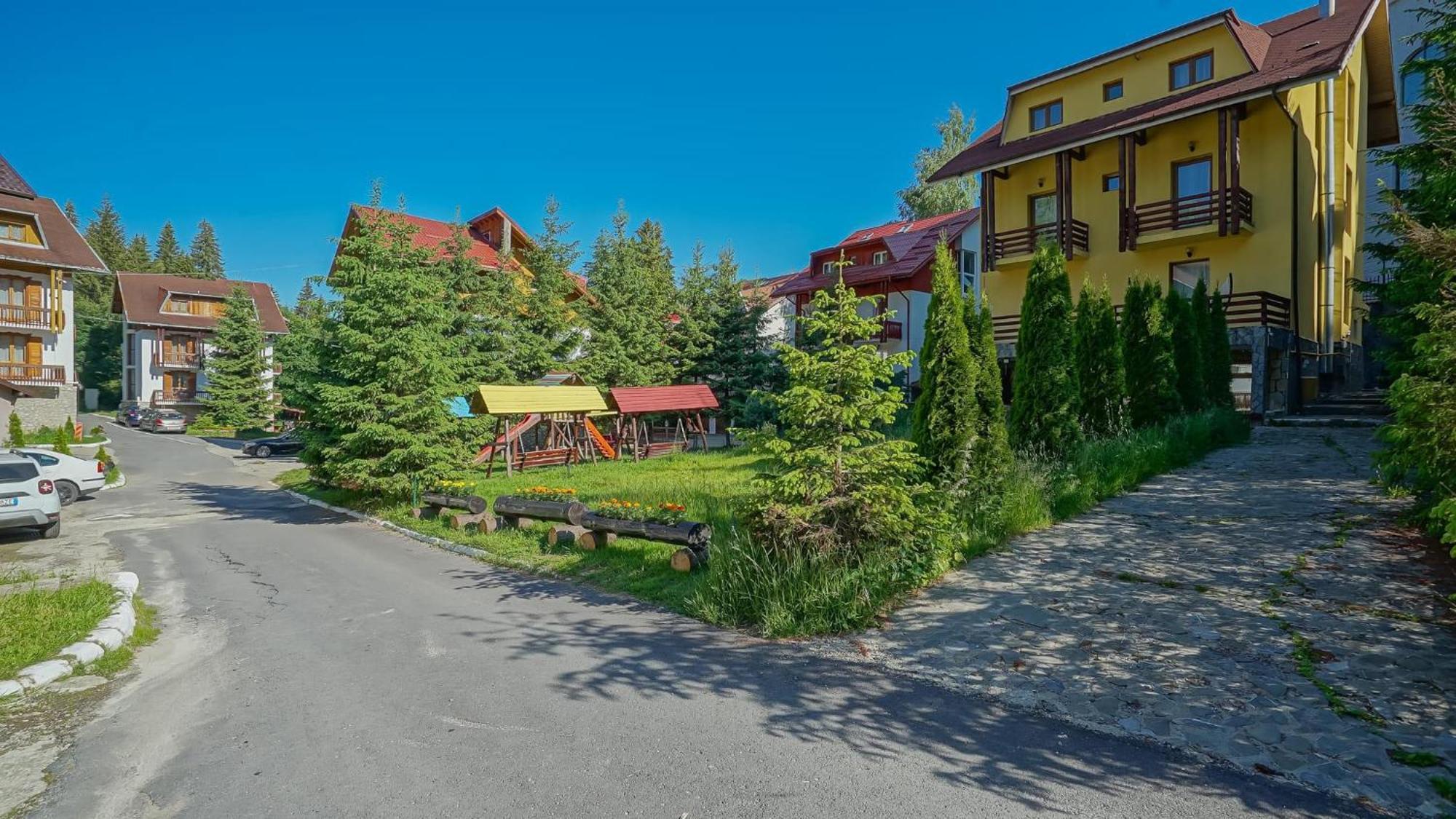 Sunray-Vilagalbena Hotel Пояна Брашов Екстериор снимка
